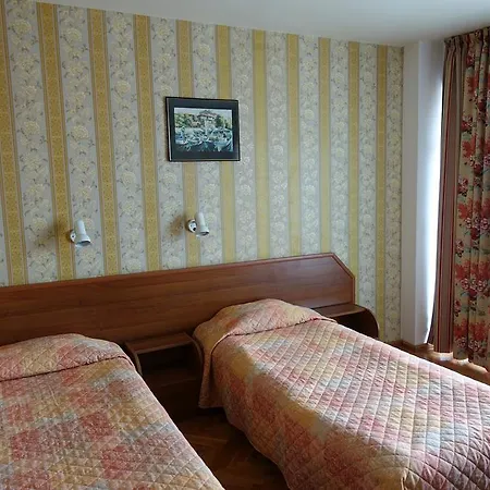 Olymp Hotel 3*
